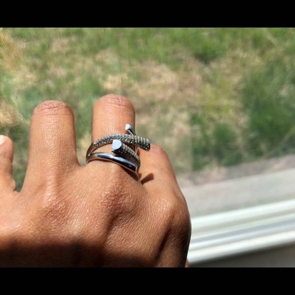 - Gorgeous Swarovski Elements Ring Adjustable - image 5